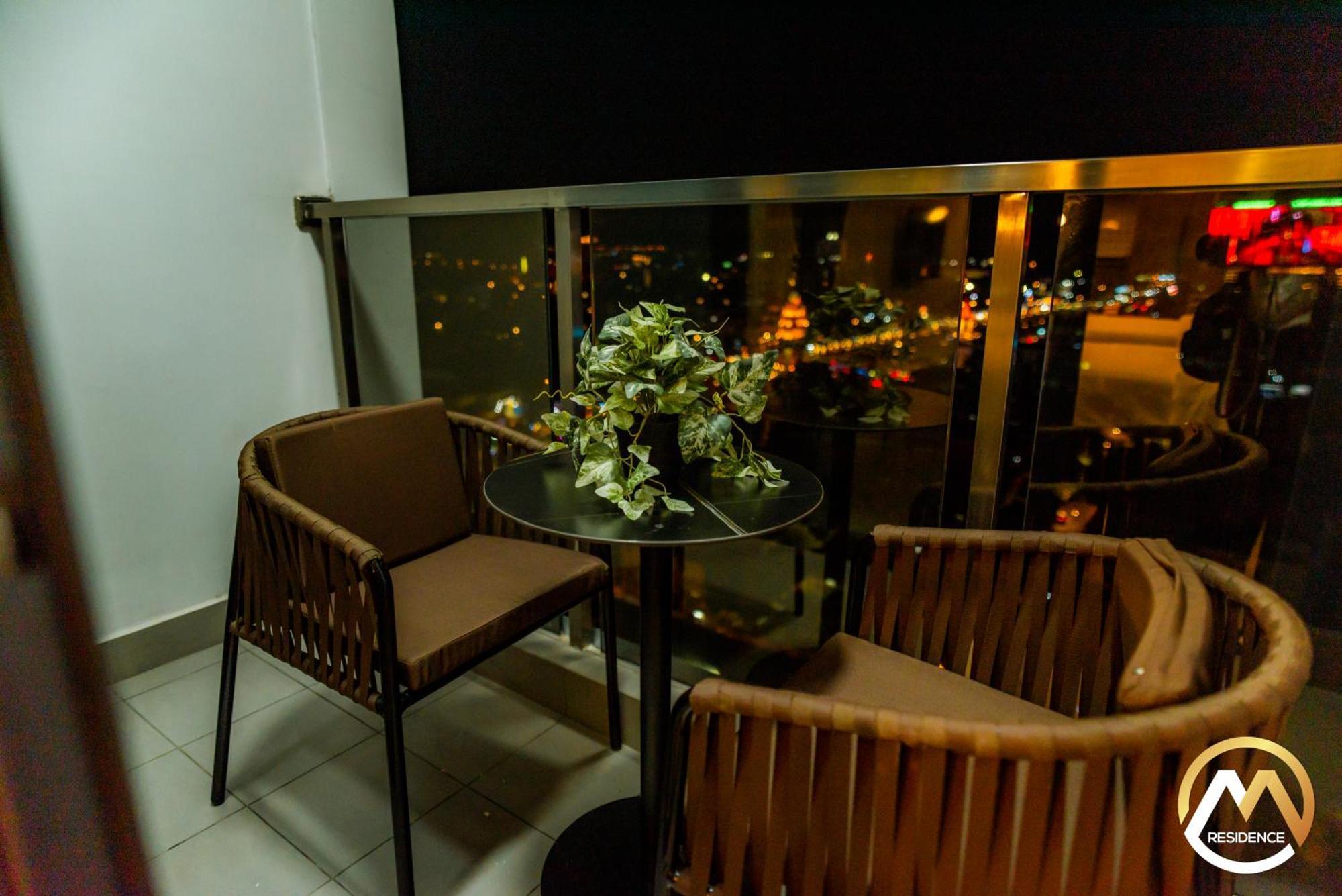 Hotel Serviced Apartments Top One Infinity Pool With View Of 360 Degree พนมเปญ ภายนอก รูปภาพ